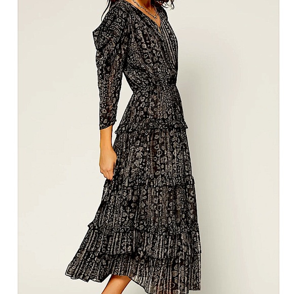 Anthropologie Dresses & Skirts - Anthropologie Animal Print Ruffled Midi Dress